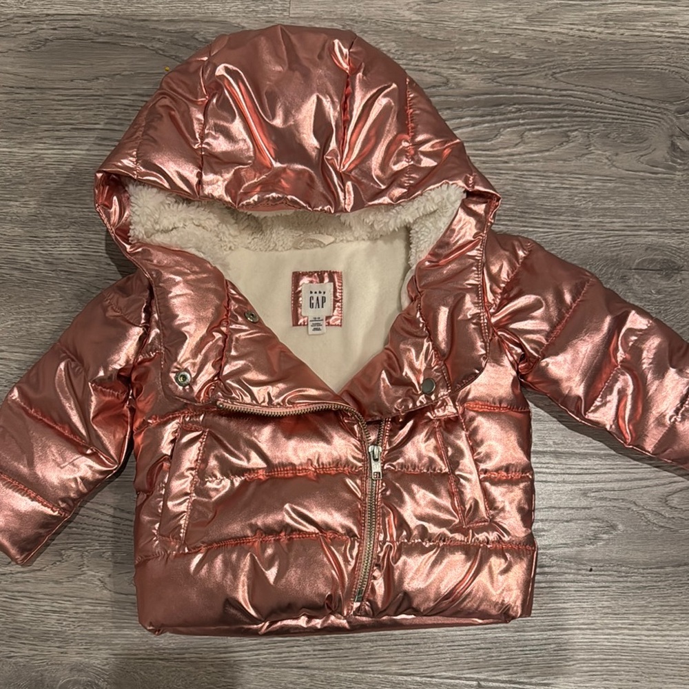 GAP Kids Metallic Pink Puffer Jacket - New without tags